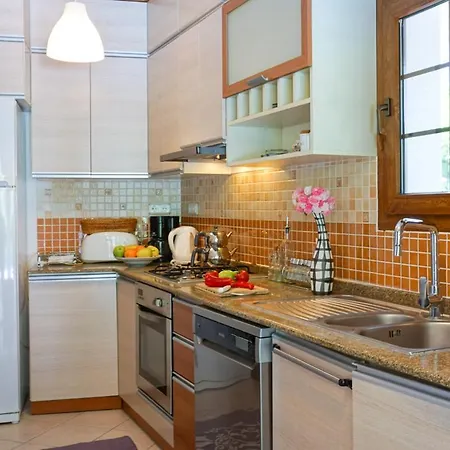 Villa Private In A Beatiful Pine Forest And Walking Distance To Town Center