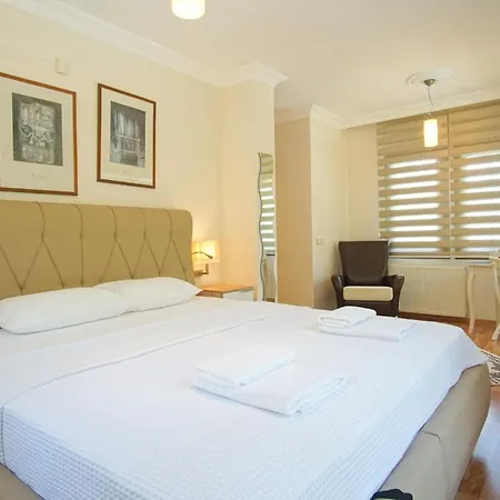 Villa Private In A Beatiful Pine Forest And Walking Distance To Town Center